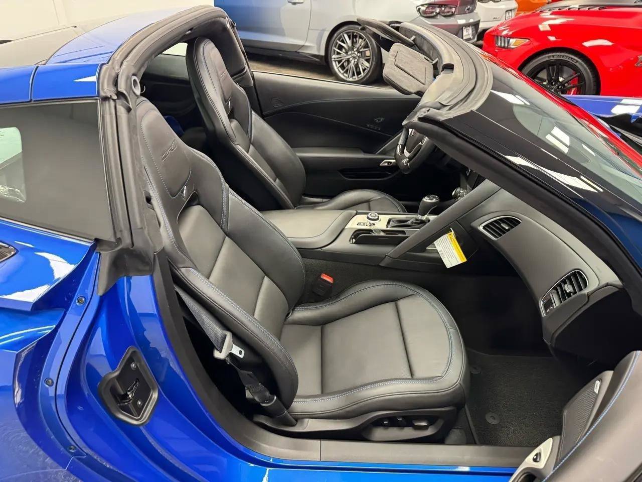 Used 2019 Chevrolet Corvette ZR1 RWD image 18