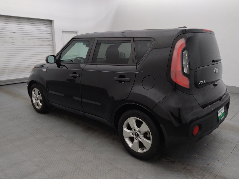 Used 2019 Kia Soul FWD image 3