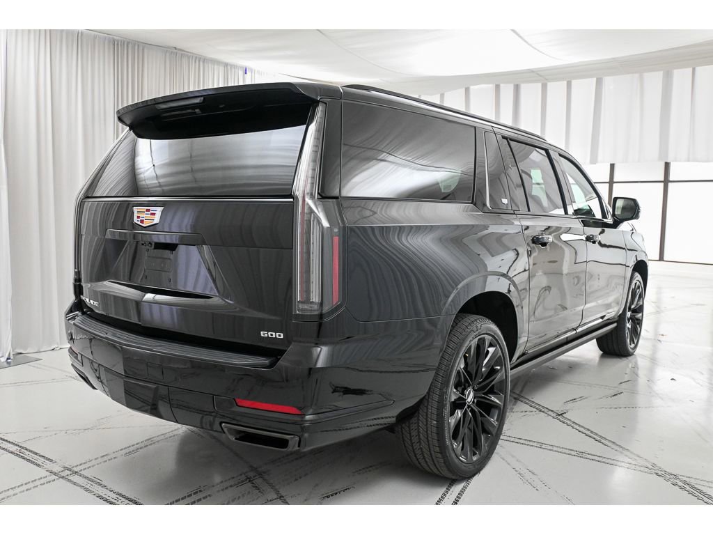 New 2026 Cadillac Escalade ESV Platinum Sport w/ LPO, ONYX Package AWD/4WD image 7