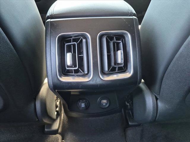 Used 2024 Kia Sorento EX AWD/4WD image 9