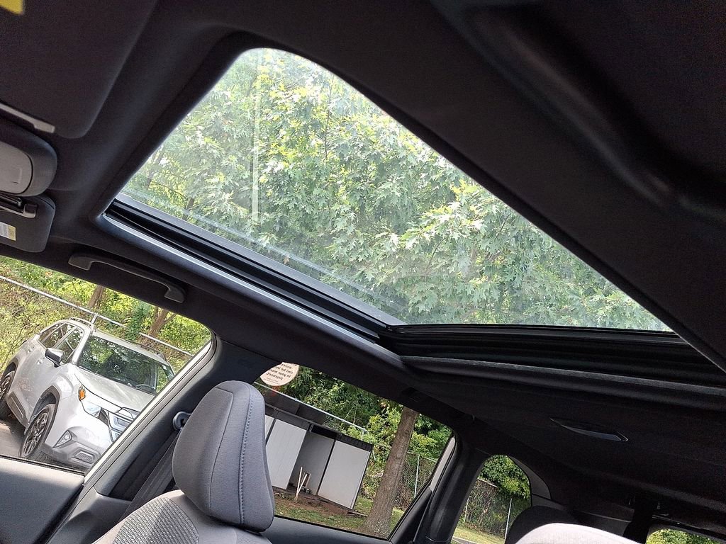 Used 2025 Subaru Forester Premium image 12