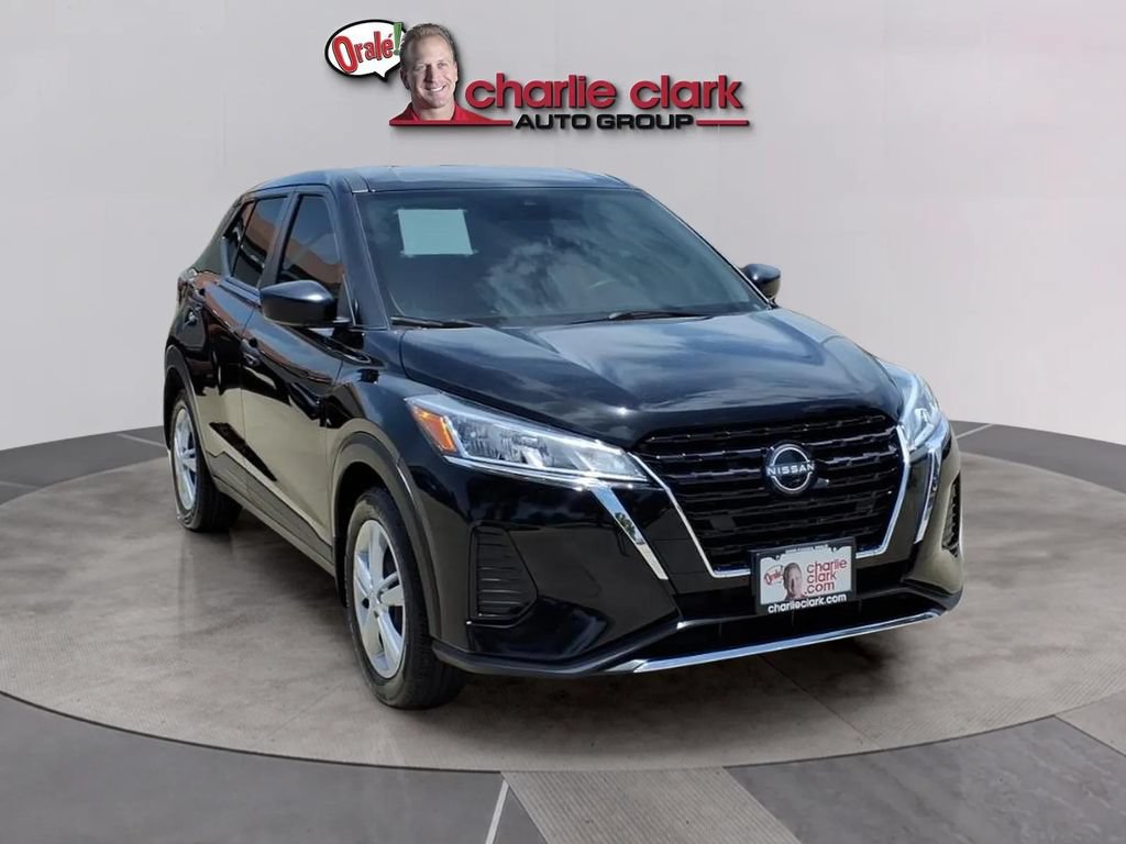 Used 2024 Nissan Kicks S FWD image 7