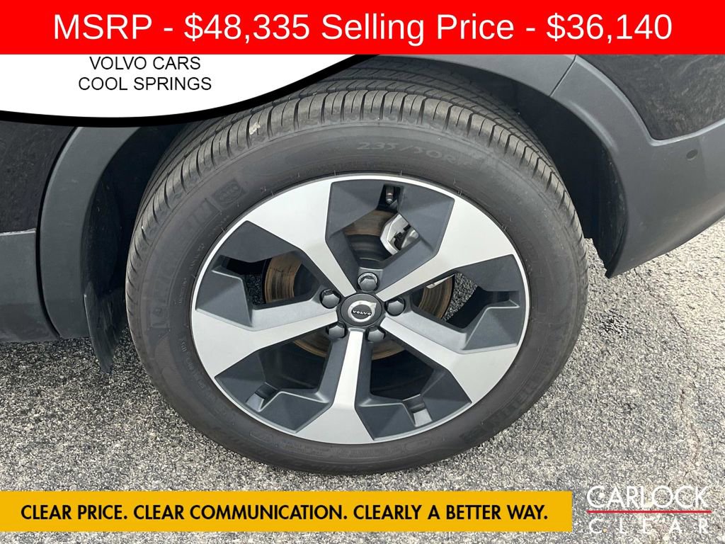 Used 2025 Volvo XC40 B5 Plus w/ Protection Package Premier image 11