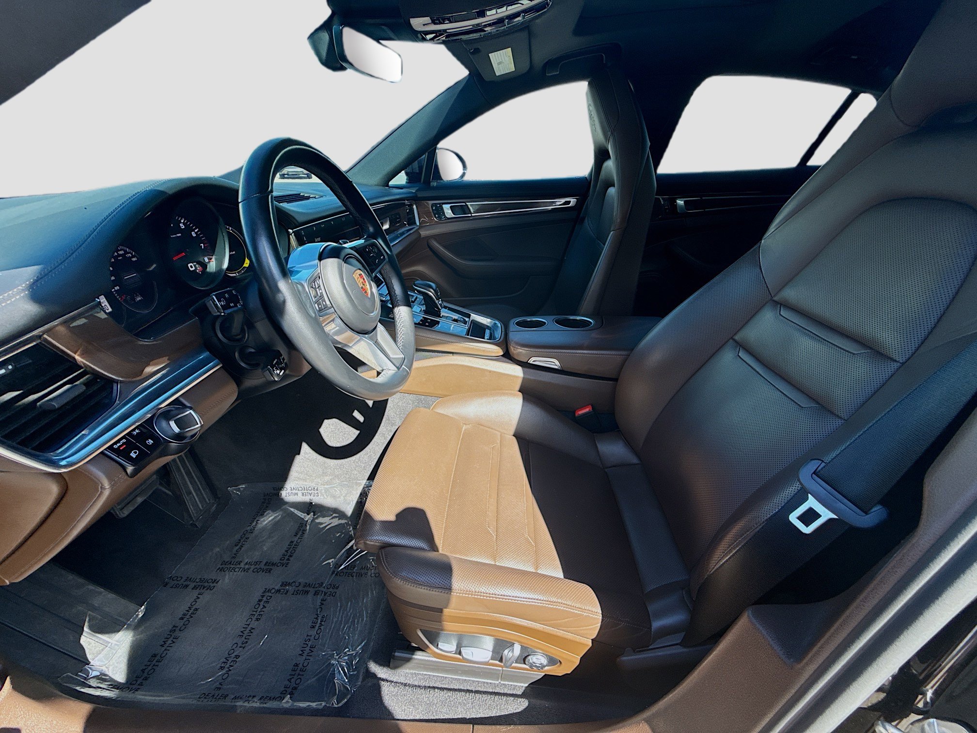 Used 2020 Porsche Panamera 4 image 16