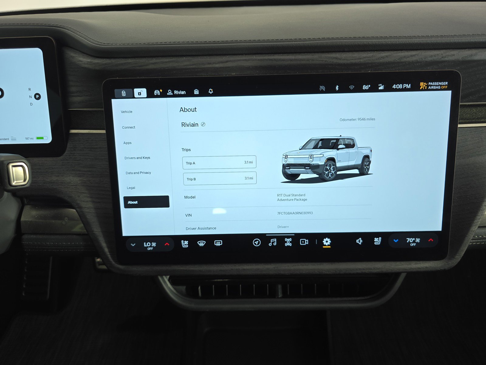 Used 2024 Rivian R1T Adventure image 27