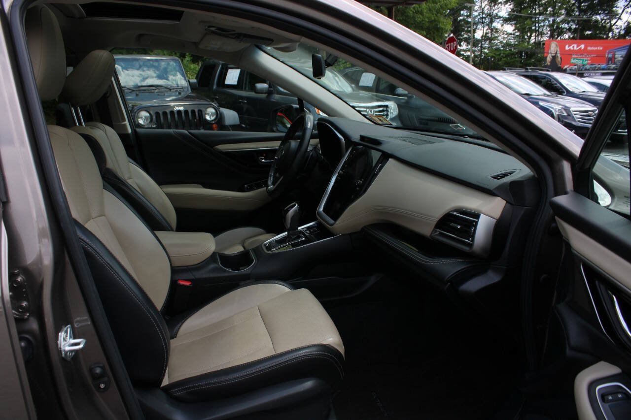 Used 2021 Subaru Outback Limited XT AWD/4WD image 32
