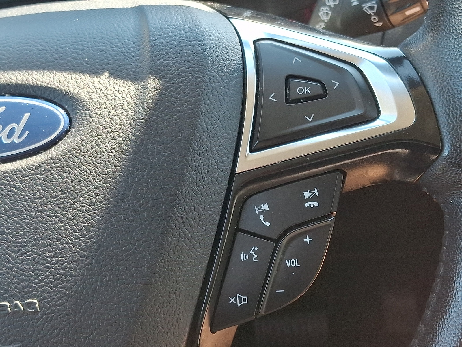 Certified 2024 Ford Edge SEL AWD/4WD image 21