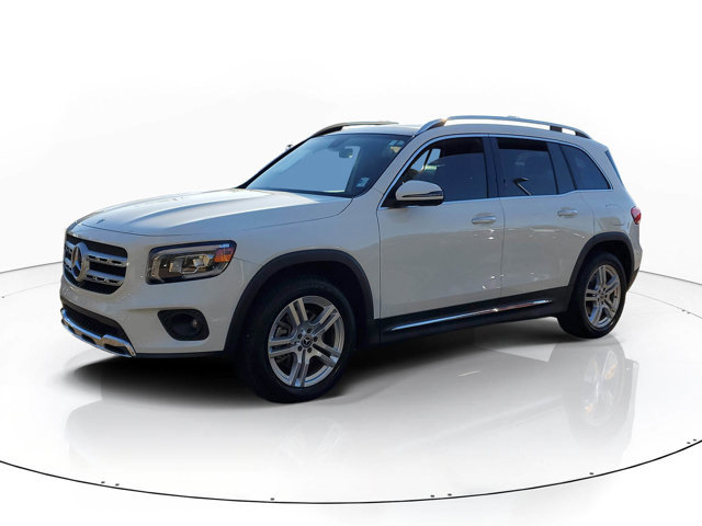 Used 2021 Mercedes-Benz GLB 250 4MATIC image 2
