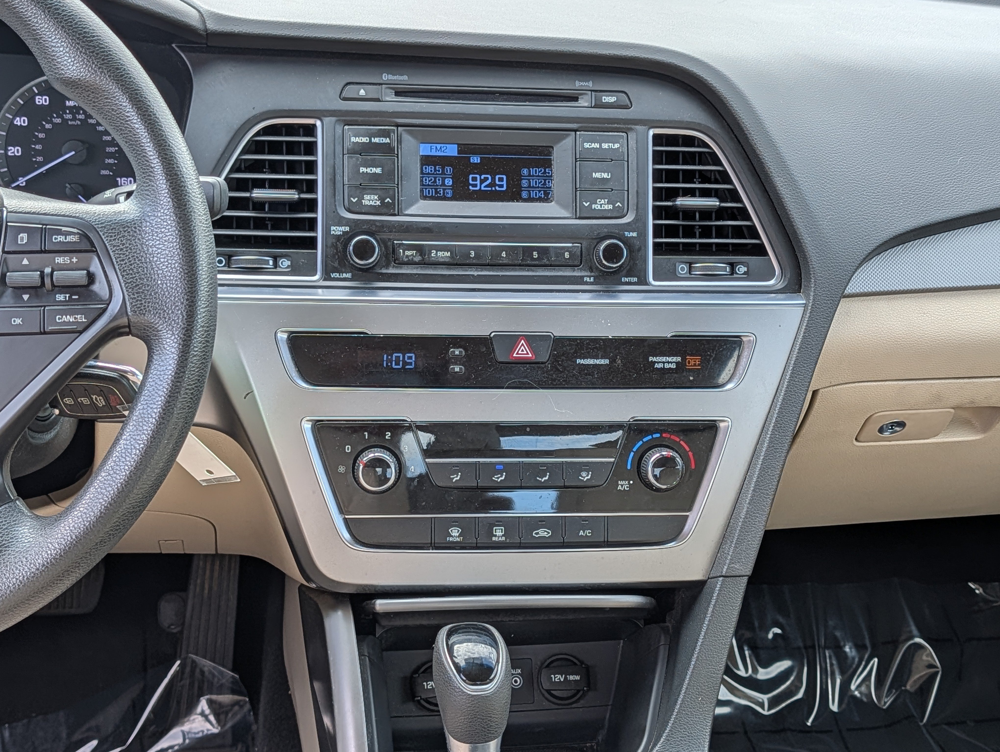 Used 2015 Hyundai Sonata SE FWD image 15