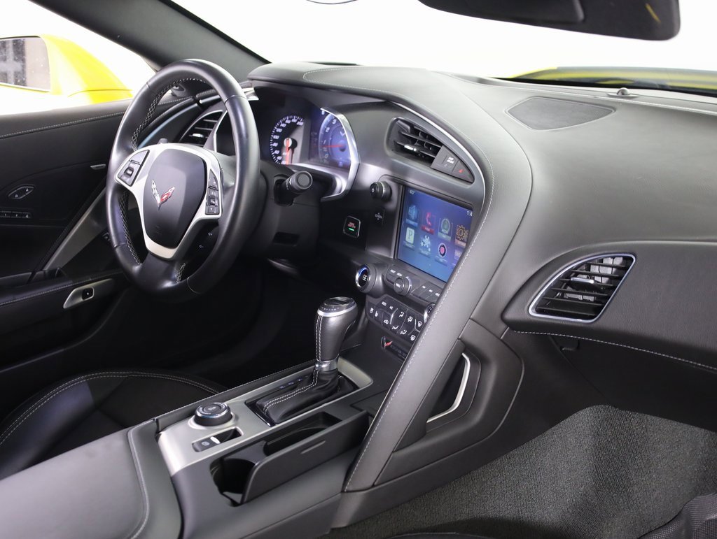 Used 2015 Chevrolet Corvette Stingray Coupe w/ 2LT Preferred Equipment Group image 28