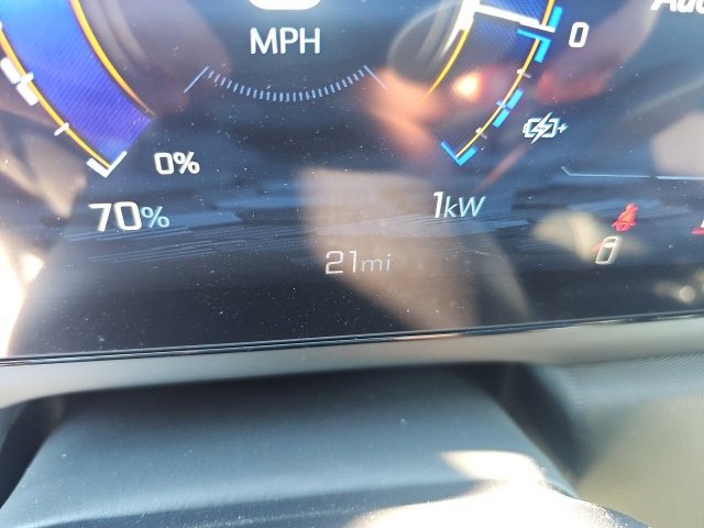 New 2025 Chevrolet Silverado EV LT image 27