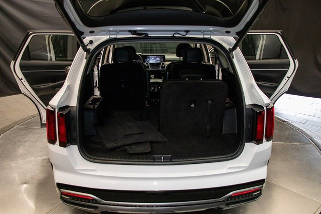 Used 2021 Kia Sorento EX image 19