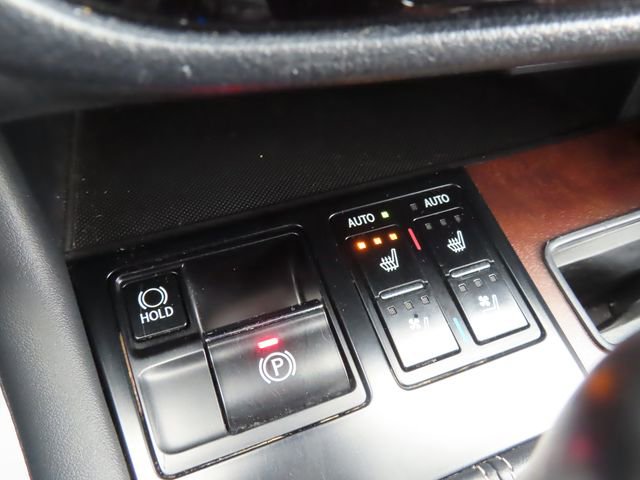 Used 2020 Lexus RX 350L Premium w/ Premium Package image 29