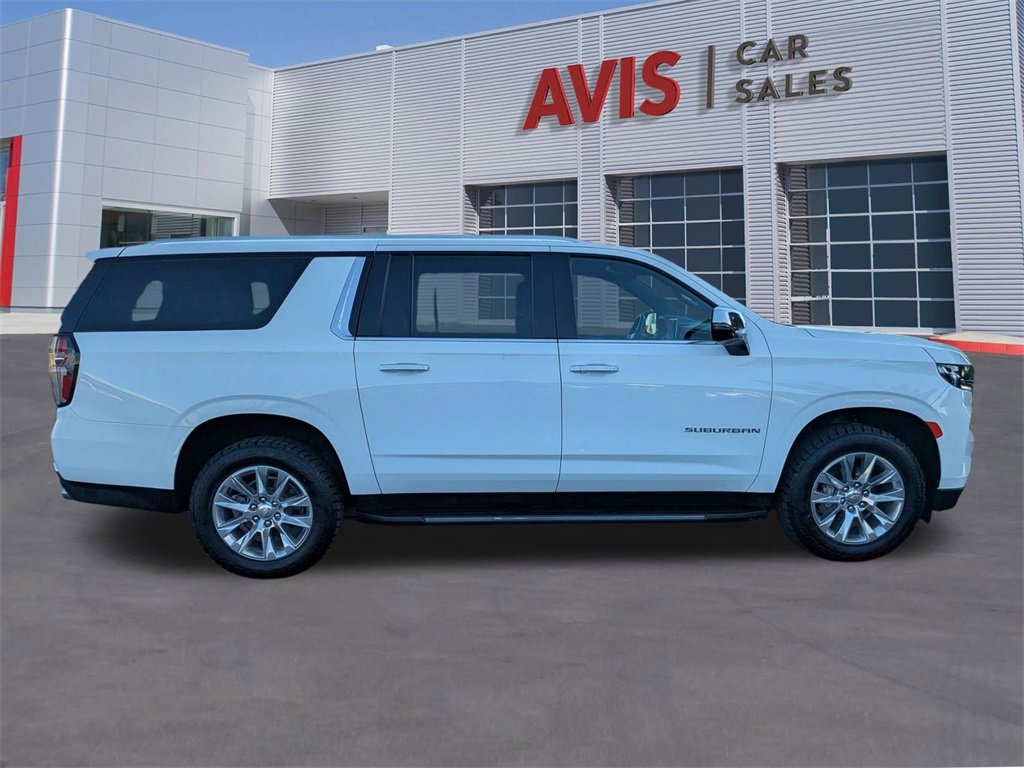 Used 2023 Chevrolet Suburban Premier image 5