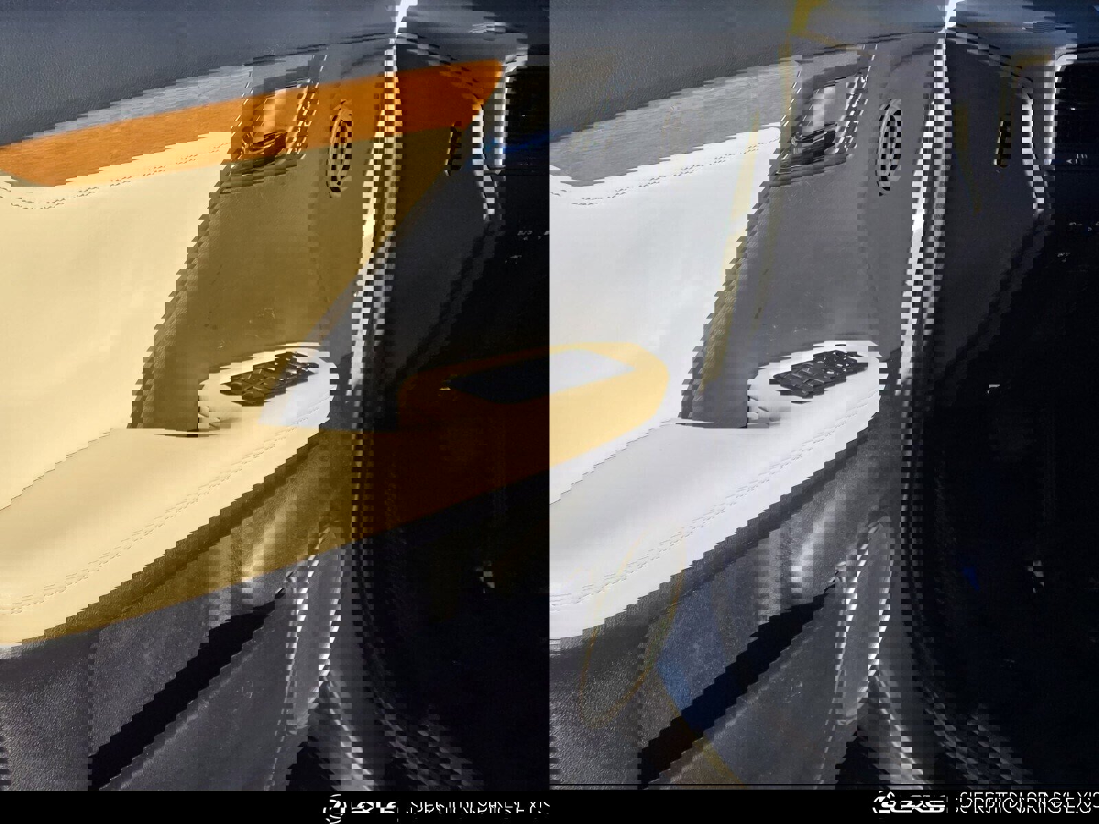 Certified 2021 Lexus RX 450h AWD w/ Premium Package image 12