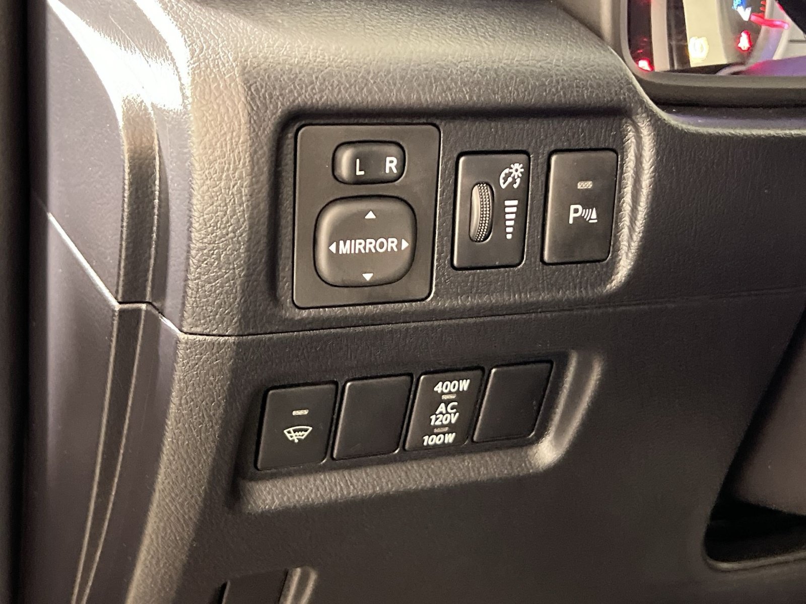 Used 2018 Toyota 4Runner Limited RWD image 30