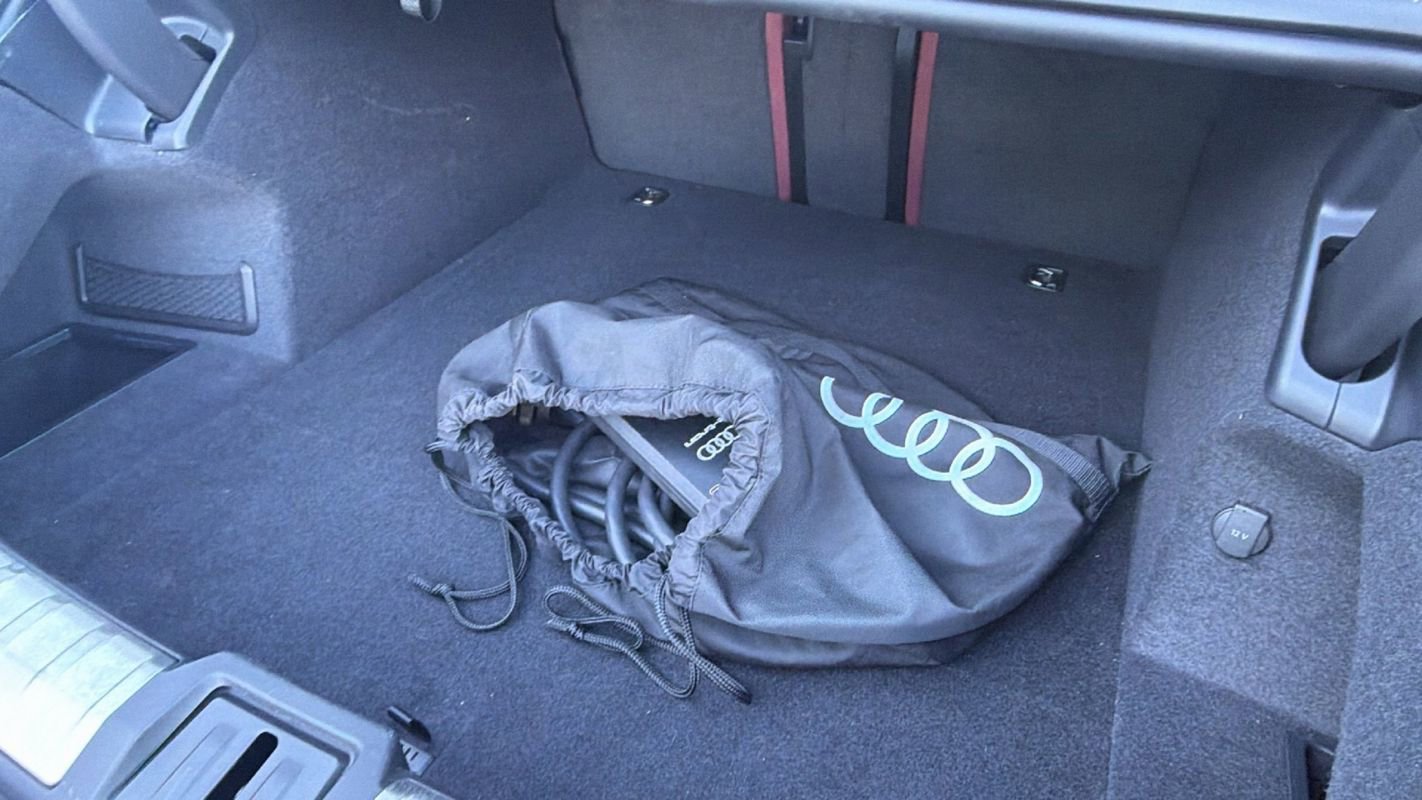 Used 2024 Audi e-tron GT Prestige w/ Prestige Package image 9