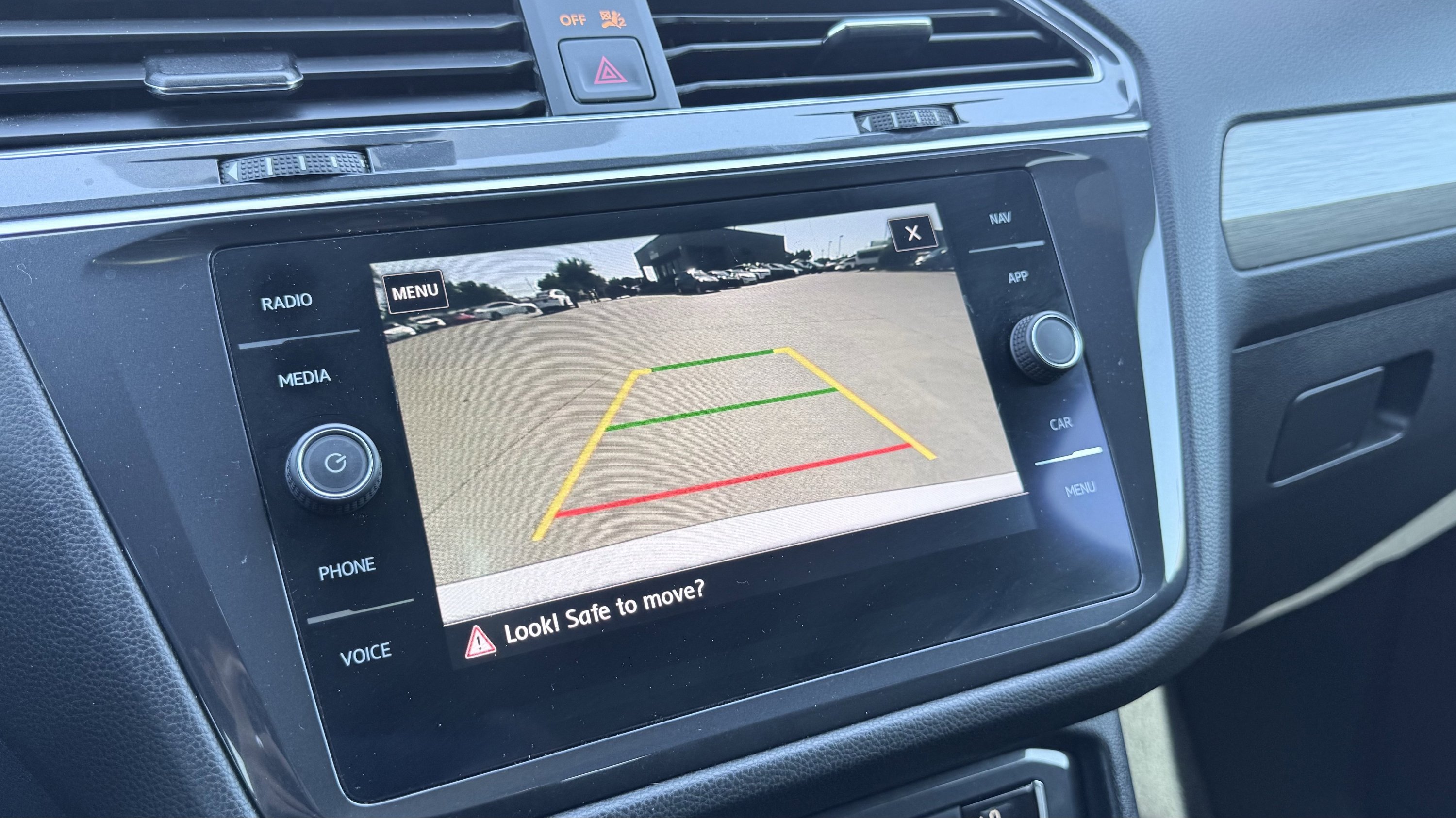 Used 2019 Volkswagen Tiguan SEL R-Line FWD image 73