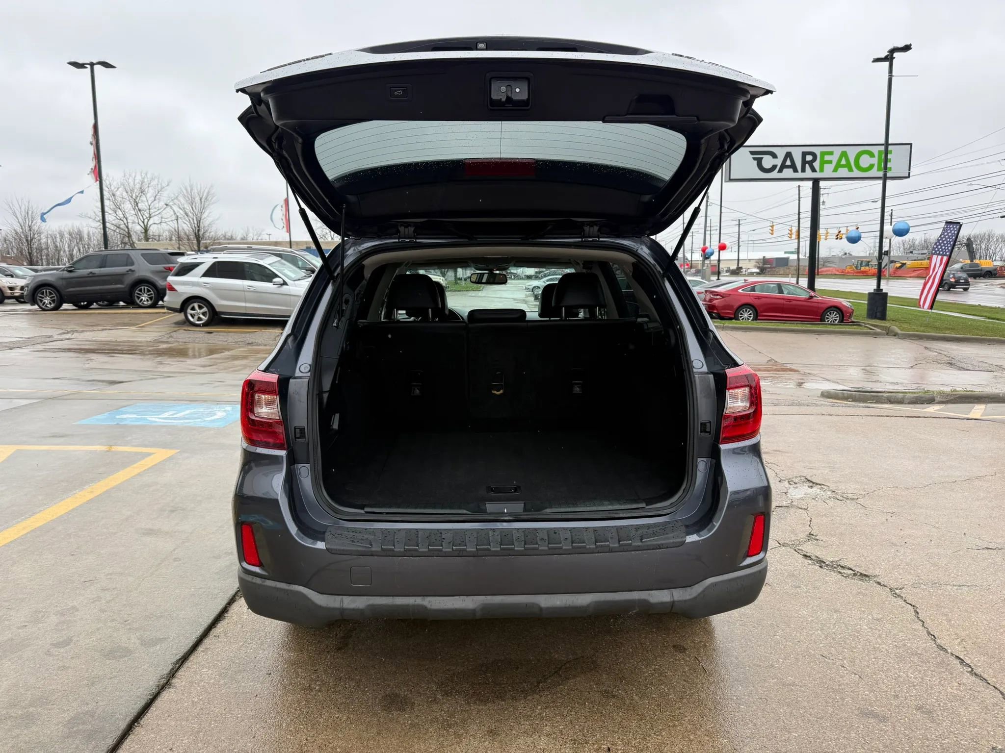 Used 2017 Subaru Outback 2.5i Limited AWD/4WD image 13