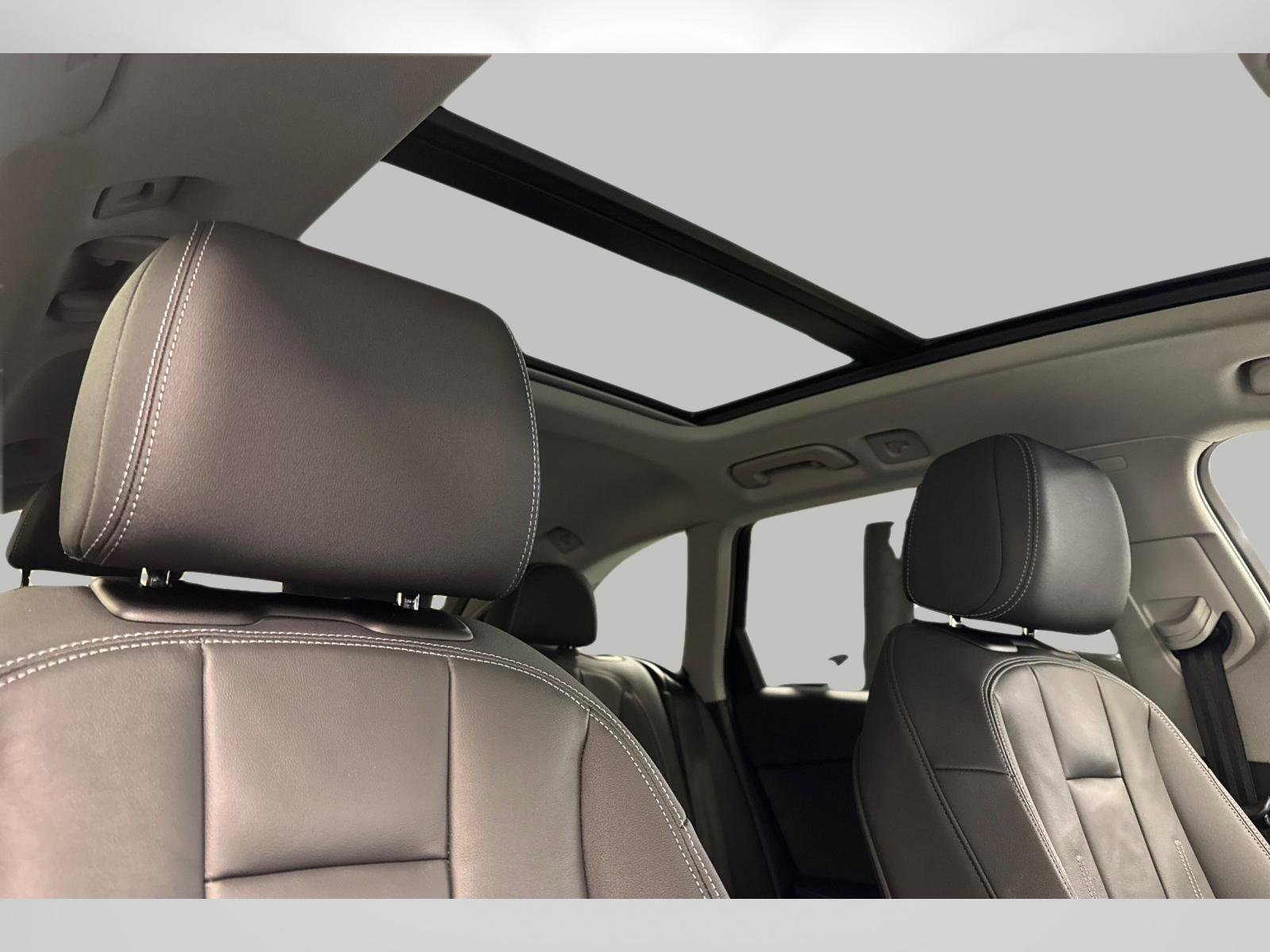 Used 2023 Audi A4 2.0T allroad Premium Plus AWD/4WD image 16