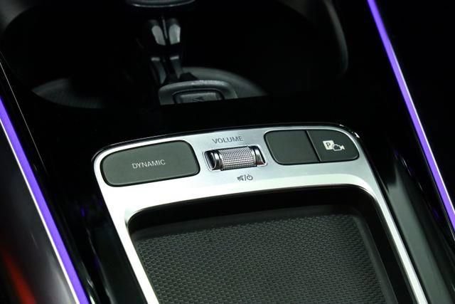 Used 2024 Mercedes-Benz GLA 35 AMG 4MATIC image 21