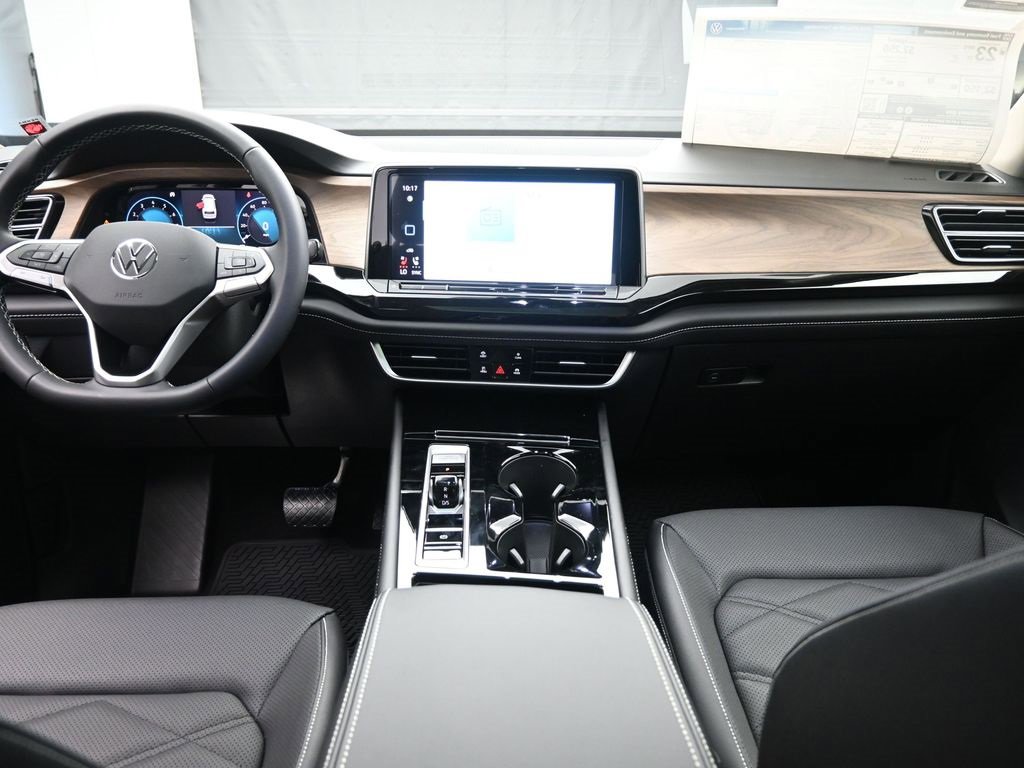 New 2026 Volkswagen Atlas SE image 9