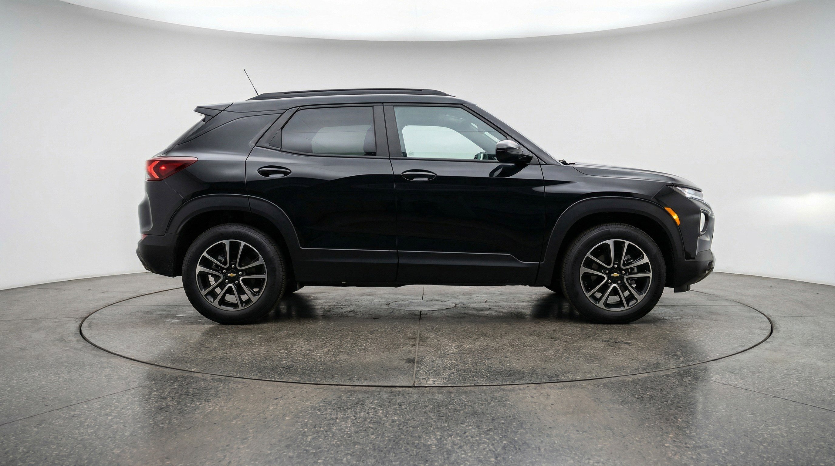 Used 2025 Chevrolet TrailBlazer LT FWD image 11