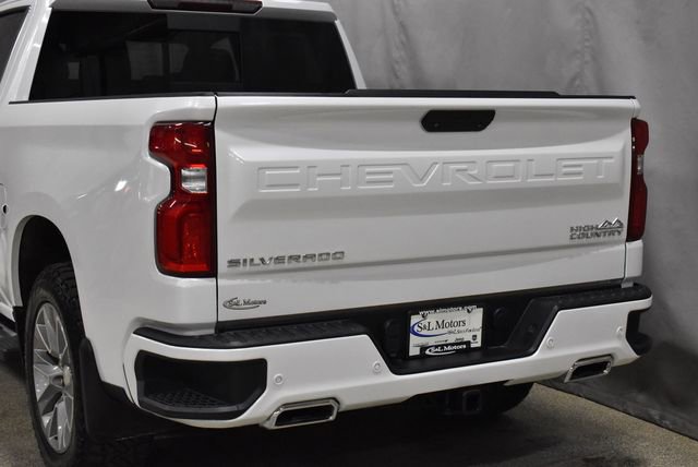 Used 2020 Chevrolet Silverado 1500 High Country w/ Safety Package II image 9