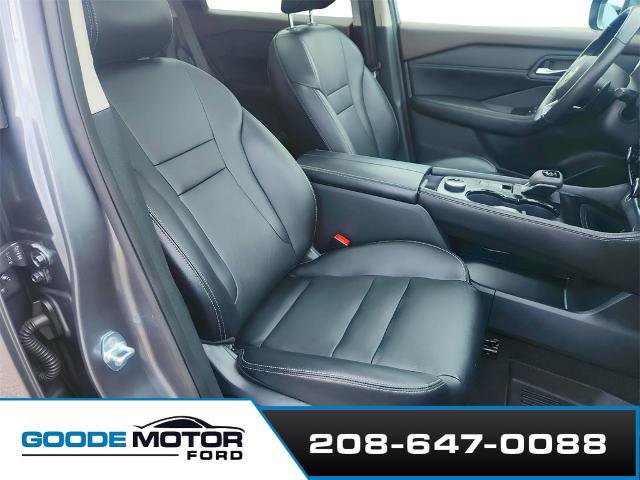 Used 2023 Nissan Rogue SL image 25