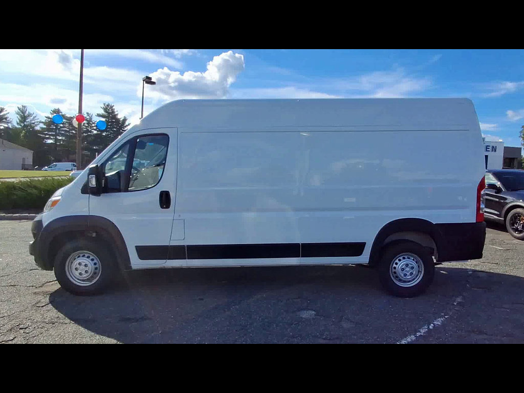 Used 2026 RAM ProMaster 2500 w/ Convenience Group FWD image 5
