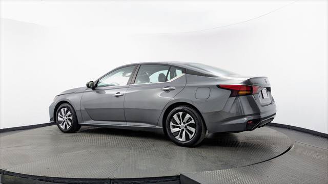 Used 2024 Nissan Altima 2.5 S FWD image 6