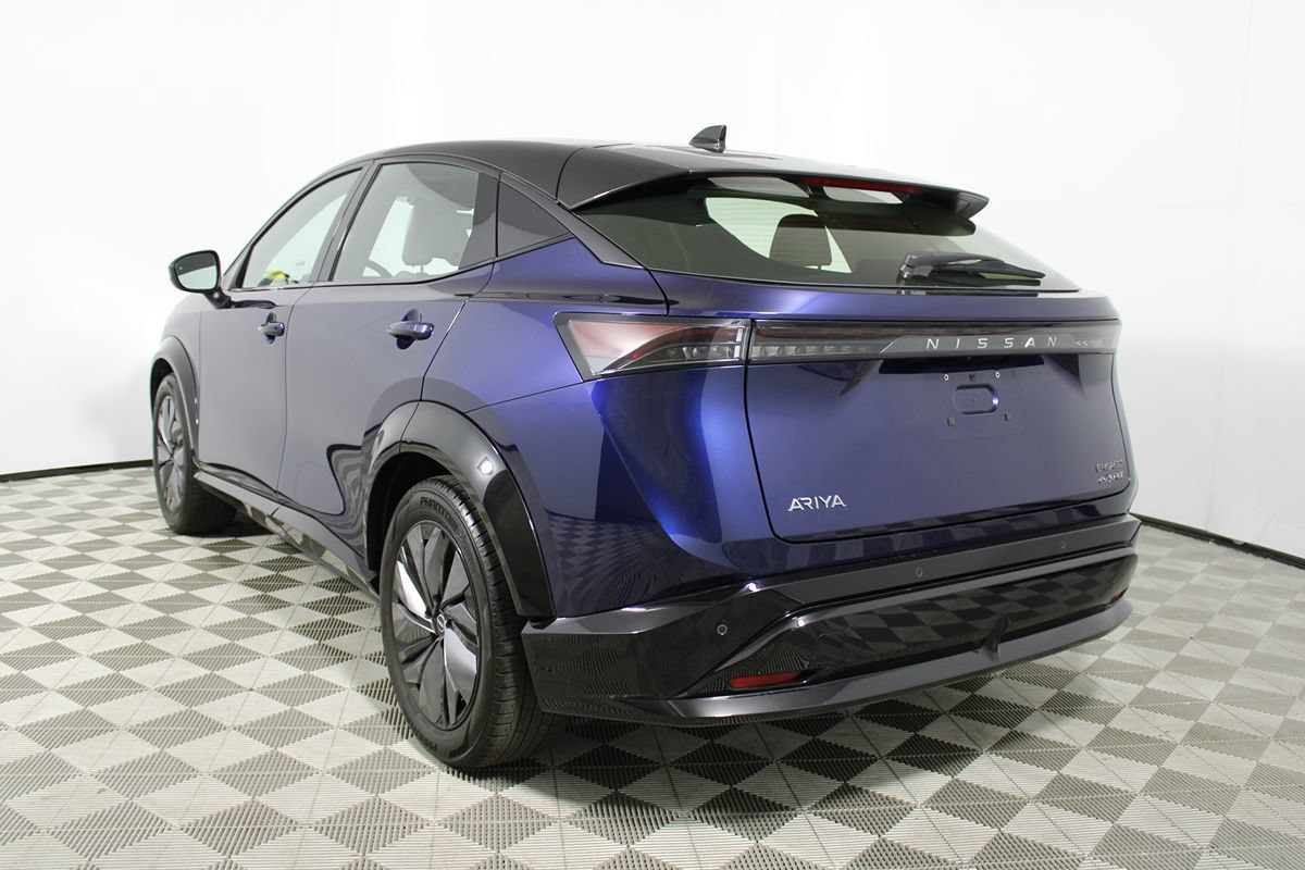 Used 2023 Nissan Ariya AWD image 31
