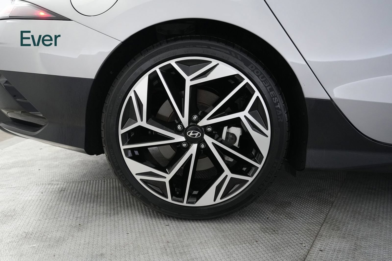 Used 2024 Hyundai Ioniq 6 Limited RWD image 22