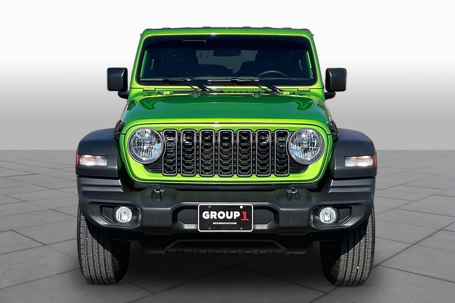 Used 2026 Jeep Wrangler Unlimited Sport AWD/4WD image 3