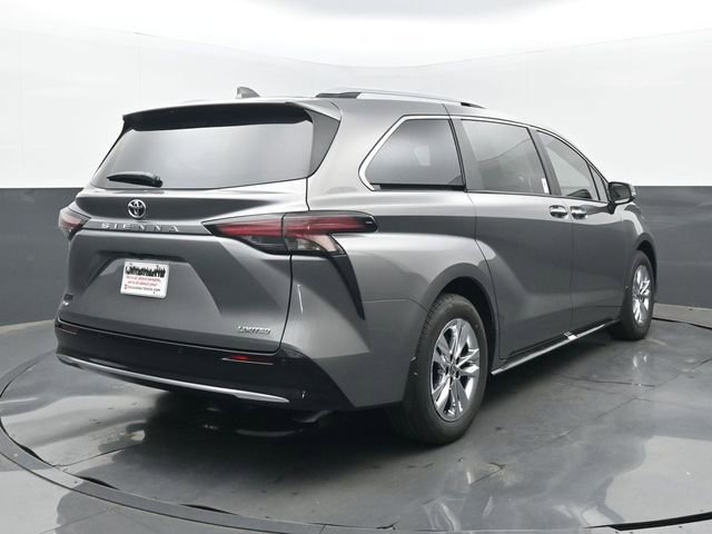New 2026 Toyota Sienna Limited FWD image 22