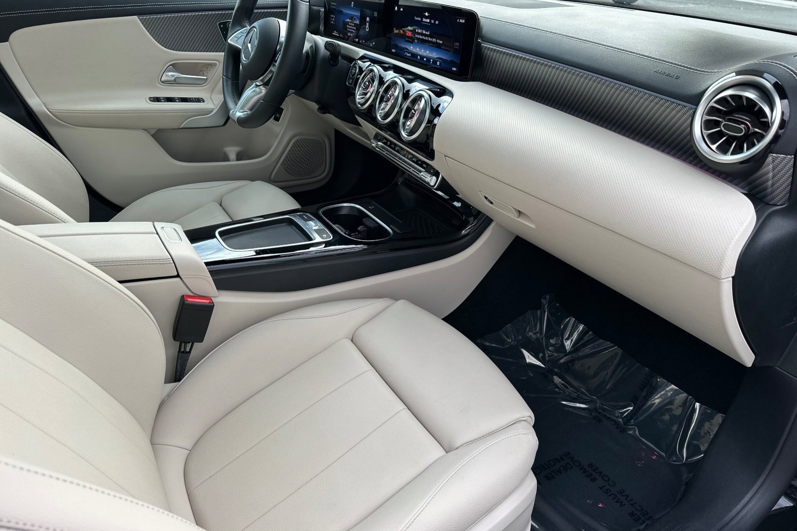 Certified 2025 Mercedes-Benz CLA 250 image 17