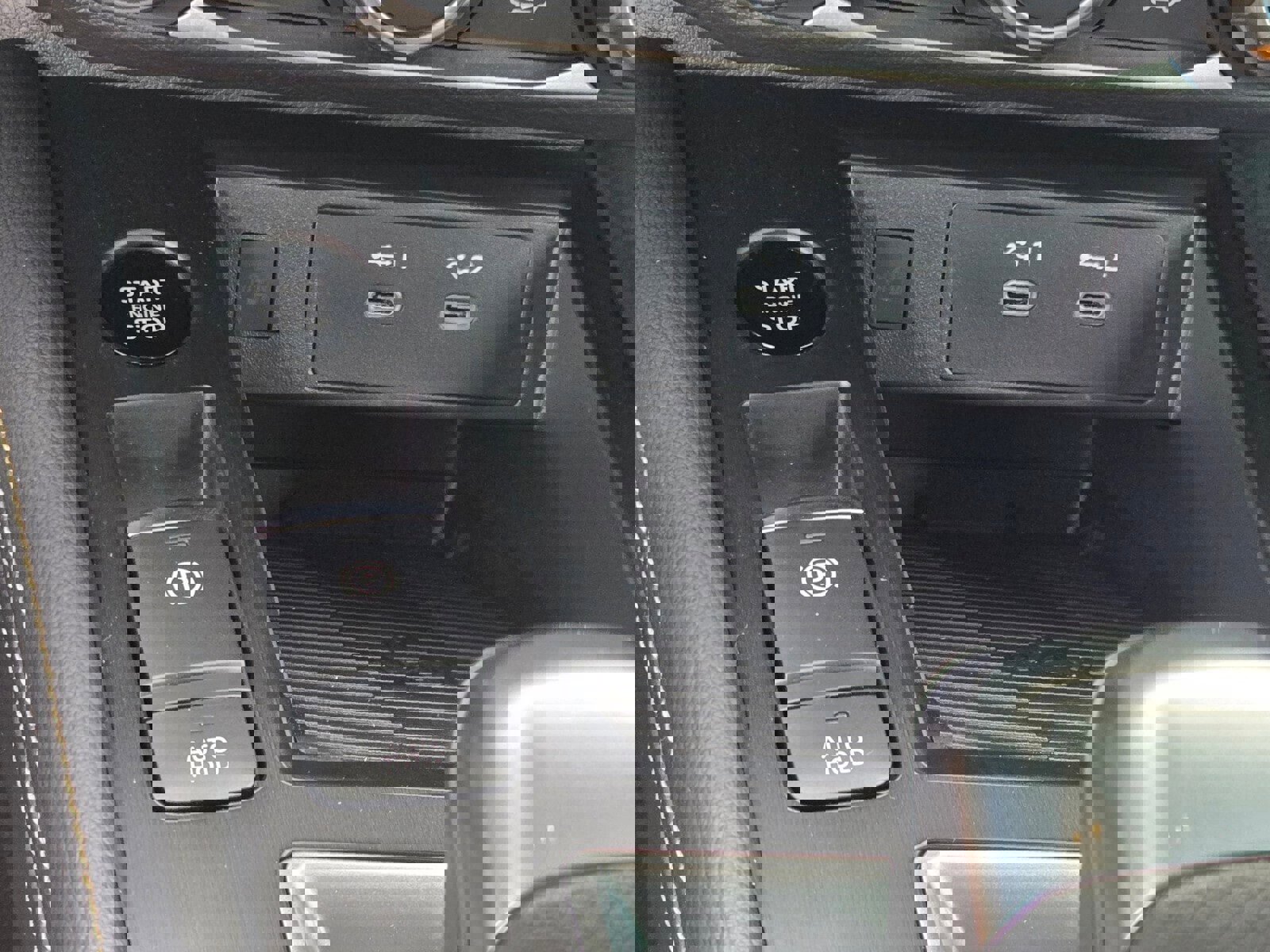 New 2025 Nissan Kicks SV w/ SV Premium Package image 29