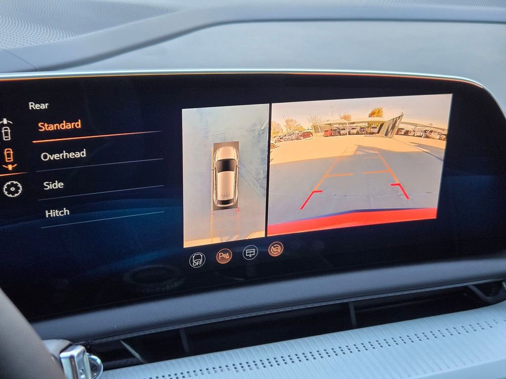 New 2025 Cadillac Optiq Sport 1 image 20