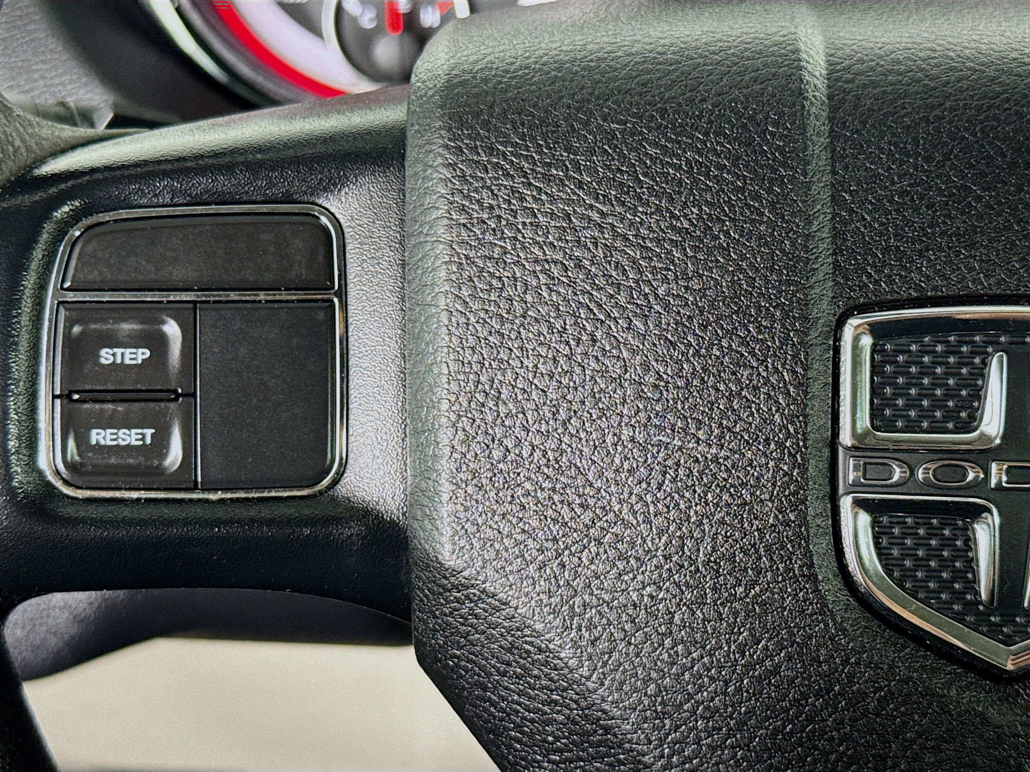 Used 2017 Dodge Grand Caravan SE FWD image 11
