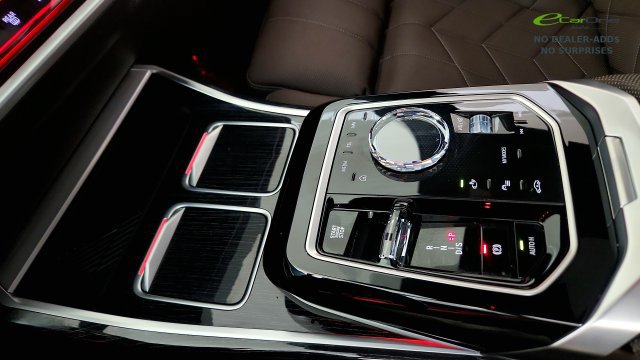 Used 2026 BMW 740i xDrive AWD/4WD image 71