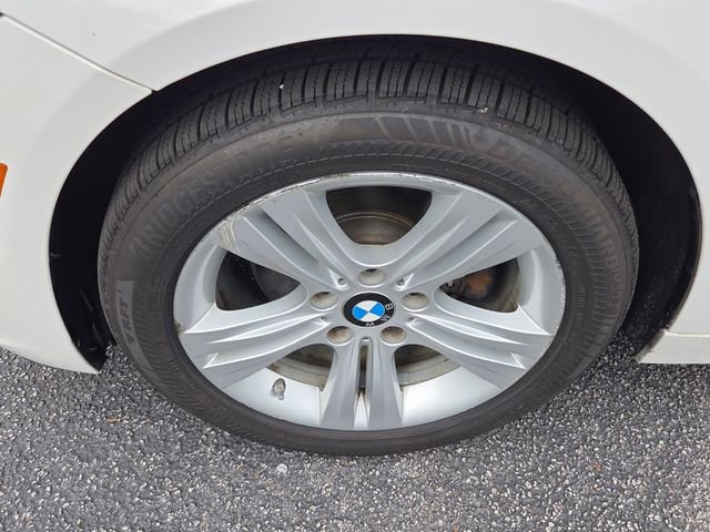Used 2016 BMW 328i Sedan RWD image 16