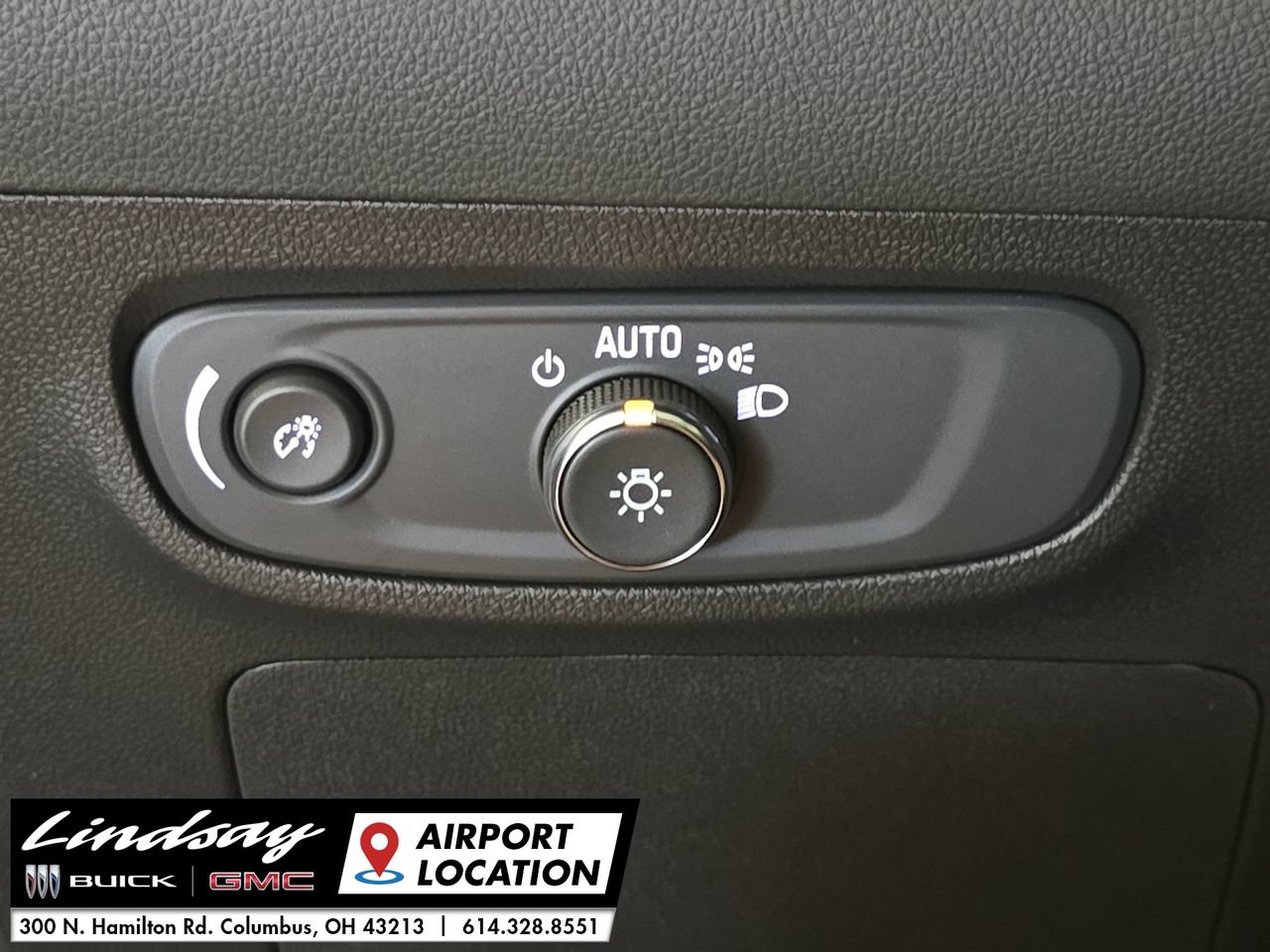 New 2026 Buick Encore GX Sport Touring w/ Comfort Package FWD image 9