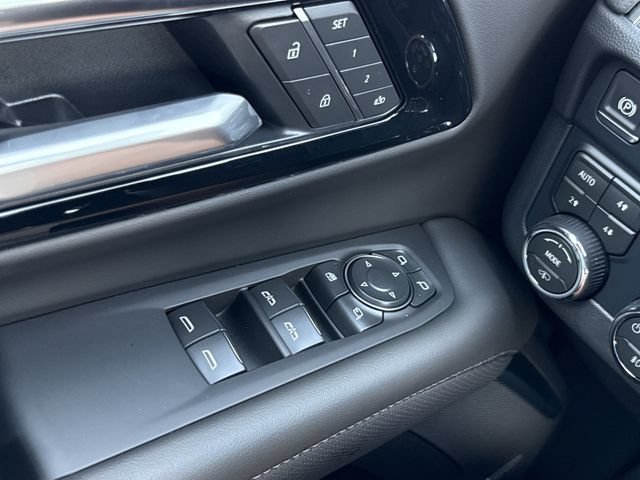 New 2026 Chevrolet Tahoe High Country AWD/4WD image 23