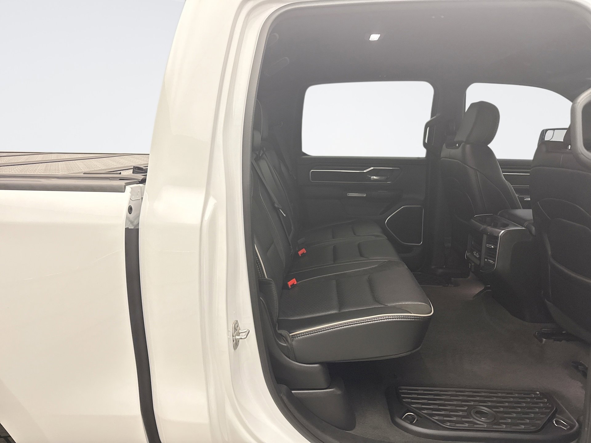 Used 2023 RAM 1500 Laramie image 18