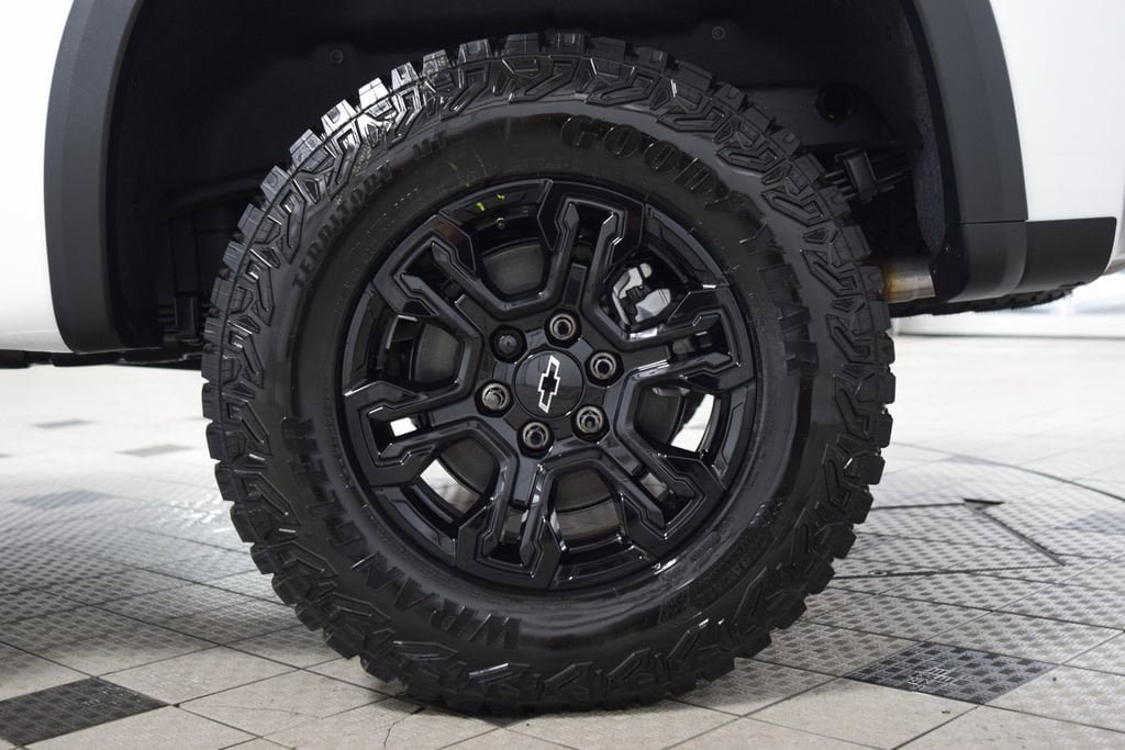 New 2026 Chevrolet Silverado 1500 ZR2 AWD/4WD image 30