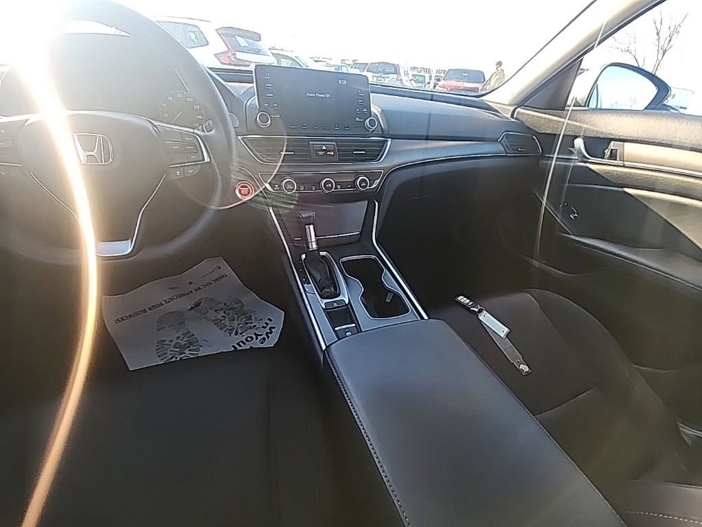 Used 2018 Honda Accord LX image 23