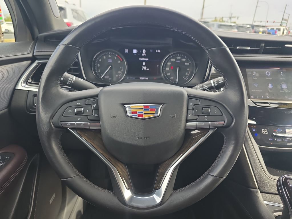 Used 2023 Cadillac XT6 Premium Luxury w/ Technology Package AWD/4WD image 14