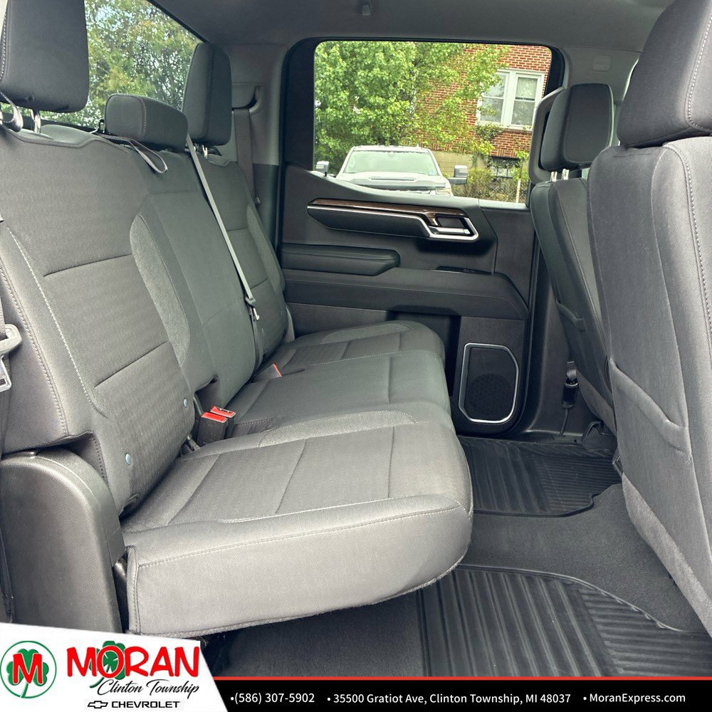 Used 2026 Chevrolet Silverado 1500 RST AWD/4WD image 12