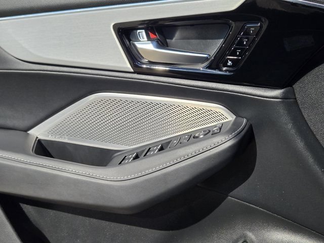 Certified 2024 Acura MDX w/ Technology Package AWD/4WD image 47