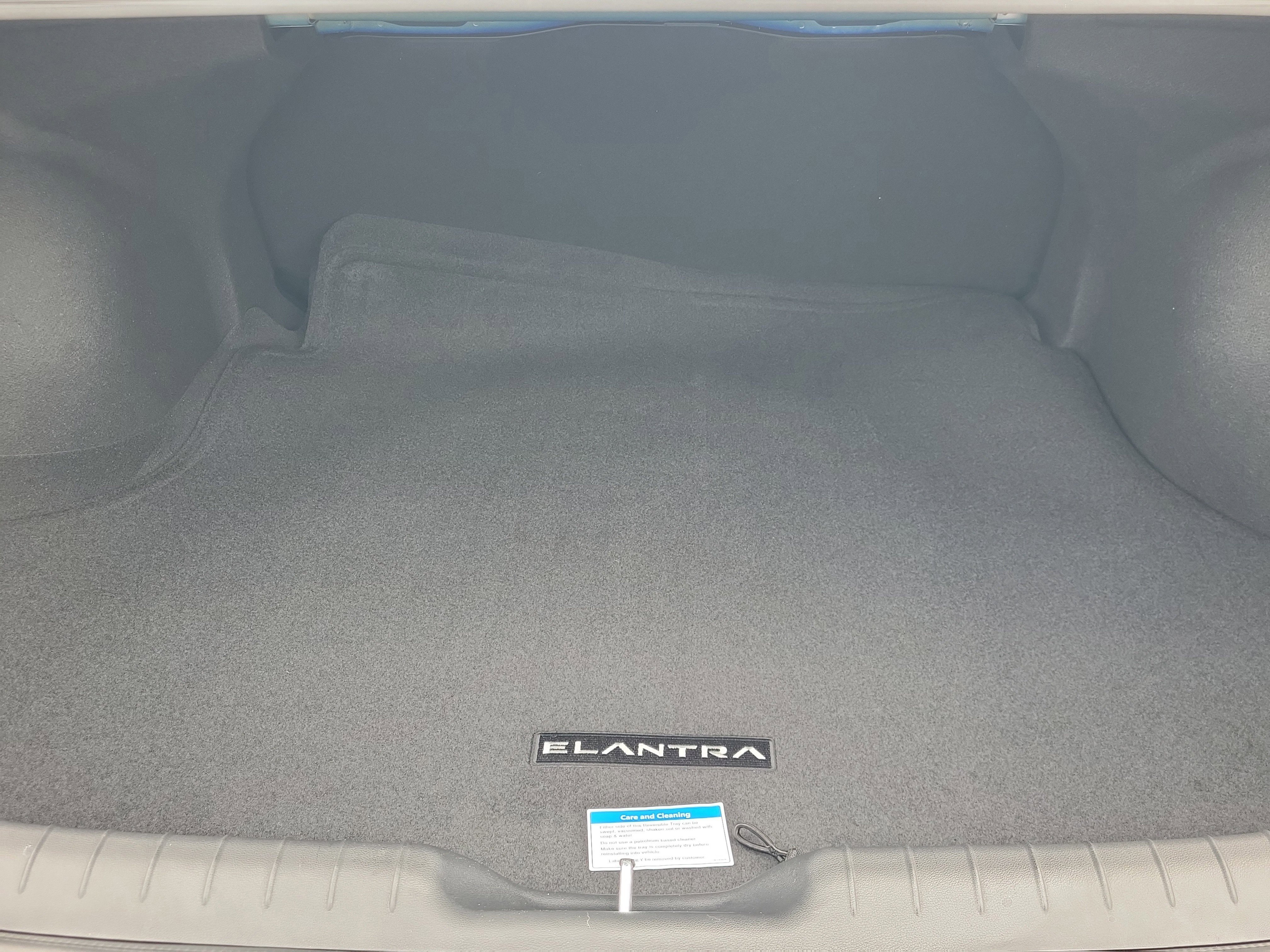 New 2026 Hyundai Elantra Blue image 8